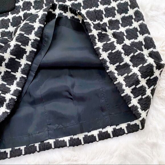 VINTAGE Carlisle Houndstooth Wool Blend Tweed Pencil Skirt Career Black White 8 - Picture 5 of 9